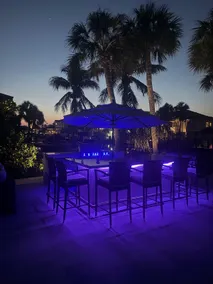 Resort Style Tropical Oasis - Image 3