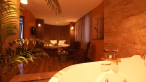 1+1 Suite with Jacuzzi and Built-in Bed - Image 2