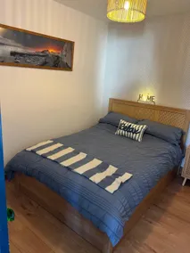 The Cosy Cabin - Image 3
