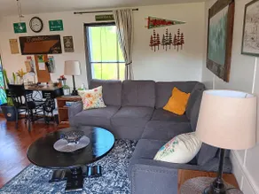 Lounge Around Lodge - Image 3