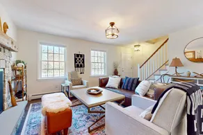 4BR house, hot tub, wrap around deck & fireplaces - Image 5