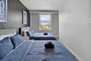 Modern Central Studio - 5 Mins from Downtown - Image 3