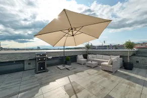 Luxury rooftop jacuzzi | AC | near center +parking - Image 4