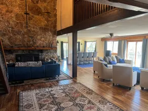 Silver Springs Lodge in Boulder - Image 2