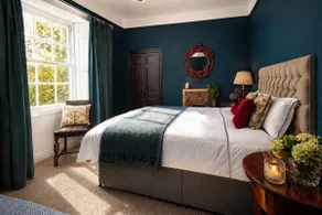 Hot Tub Wonderland House•Sleeps 11+1 •Coastal Stay - Image 4