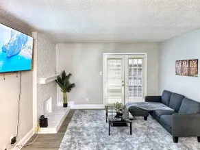 Sung Stay Near Addison Circle! - Image 2