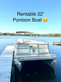 9BD Lake Front Cottage w/ Hot Tub & Pontoon Option - Image 4