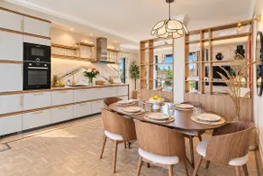 Luxurious penthouse, 2 bedroom suites, 3 spacious terraces, gorgeous views of mountains and sea, - Image 4