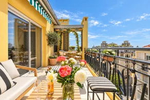 Luxurious penthouse, 2 bedroom suites, 3 spacious terraces, gorgeous views of mountains and sea, - Image 2