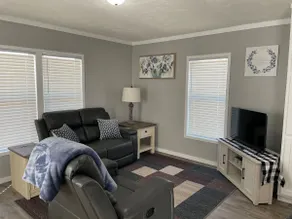 Cozy Cottage - Image 3