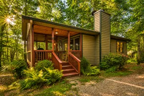 Getaway | Hot Tub | Mins to Helen | Pickleball - Image 2