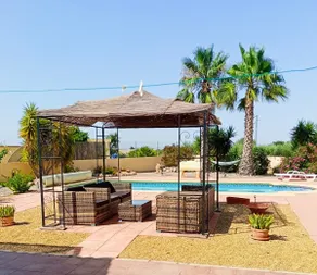 Villa with private pool, air conditioning, 2 bedrooms, 2 bathrooms - Image 5