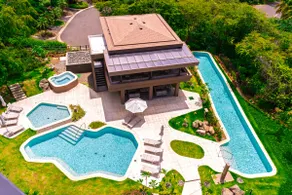 Tropics at Naumi – Ocean Views, Gym & Pools - Image 4