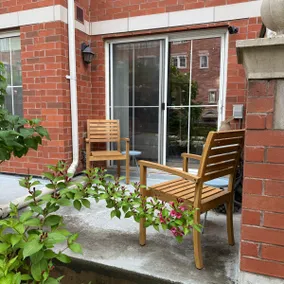 Oakville Chic 2BR – Near Shops & Parks - Image 4