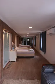 Premium Seasonal House - Image 5
