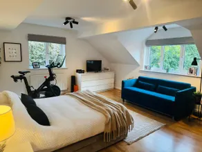Modern Country Annexe in Stroud - Image 2