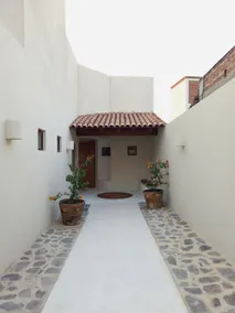 Casa Blanca - Image 3