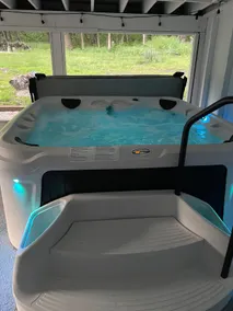 Cozy Hershey- Harrisburg Hideout w/ Hot tub - Image 2