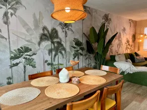 Apt. Near Design District & Beaches free parking - Image 5