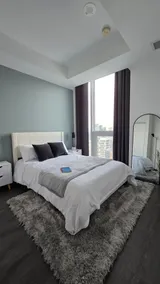 Penthouse in heart of Downtown - Newly Renovated! - Image 4