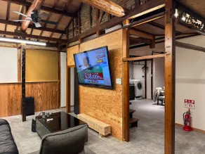 Guest house with sauna located between ancient tombs, 3-minute walk from the station - Image 2