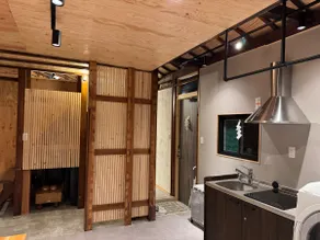 Guest house with sauna located between ancient tombs, 3-minute walk from the station - Image 3