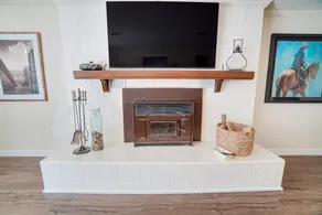 Mountain Manor - Image 4