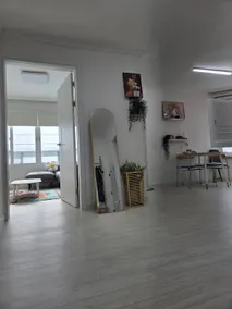 Yeongildae JJ1 House, 30-Second Walk to Ilchul Beach, Yeongildae Space, Located Between Skywalk and NetPL, Pets Allowed - Image 3