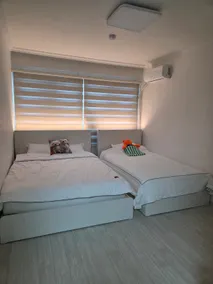 Yeongildae JJ1 House, 30-Second Walk to Ilchul Beach, Yeongildae Space, Located Between Skywalk and NetPL, Pets Allowed - Image 2