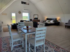 Rushton's Hot Tub Retreat - Image 2
