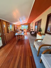 Riverside house - Image 4