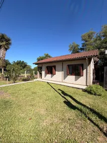 Riverside house - Image 2