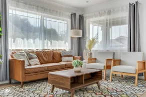 Stylish Family Cozy Home 3BD/2BA - BBQ, Kid LUX - Image 3