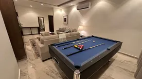 Family | Modern 2BR | Near Haram&8 min to train l6 - Image 4