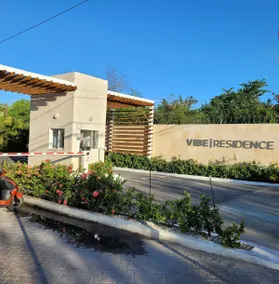 Vibe Residence outstanding PH w/Jacuzzi & Sea View - Image 2