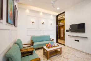 Pet-Friendly Stay with Poolside Charm & Views - Image 5