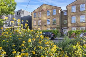 Modern 1 Bedroom Flat in Heart of East London - Image 3