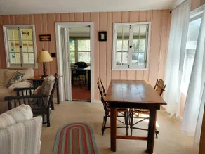 Authentic Cottage on Lake George - Image 4