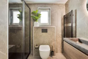Heath view 4 people - Image 5