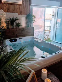 Canopée Apartments & Spa, Les Spas de la Mer, 100 m from the beach - Image 2