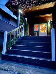 6 minutes by car to Izumo Taisha Shrine! A log house full of the warmth of wood that can be rented by 4-5 people - Image 3