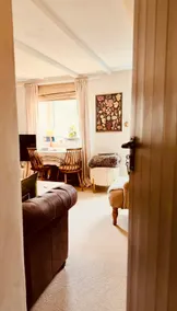 Little cottage with wild spa, close to beaches - Image 5