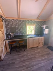Hidden Pines Getaway - Image 5