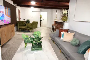 Family and dog friendly stay 19min to Downtown OKC - Image 3