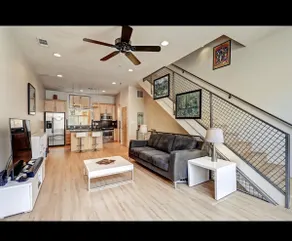 Silver Lofts - Image 3