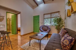 Surf casita #1, 2 bedr 1 bath, steps to the beach - Image 2