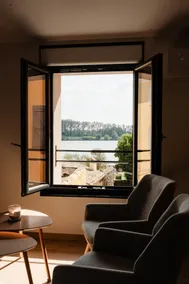 Romantic cozy haven with a view of the Rhône, air-conditioned - Vina Rhona R - Image 5