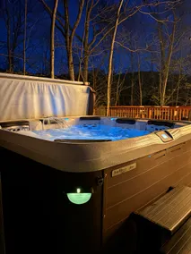 NEW game room/hot tub/sauna in the pocono mountain - Image 5