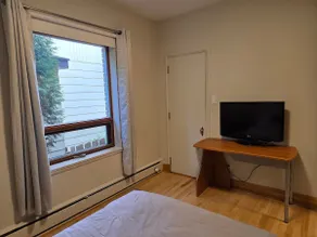 Martin's apartment - Image 2