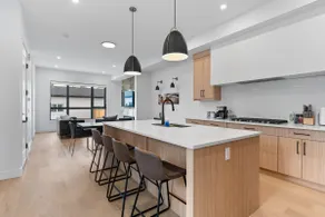 Luxury Home 3 min to University, Stadium, Hospital - Image 4